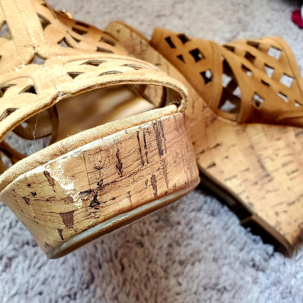 Fanco Sarto platform wedge sandals - Picture 4 of 5